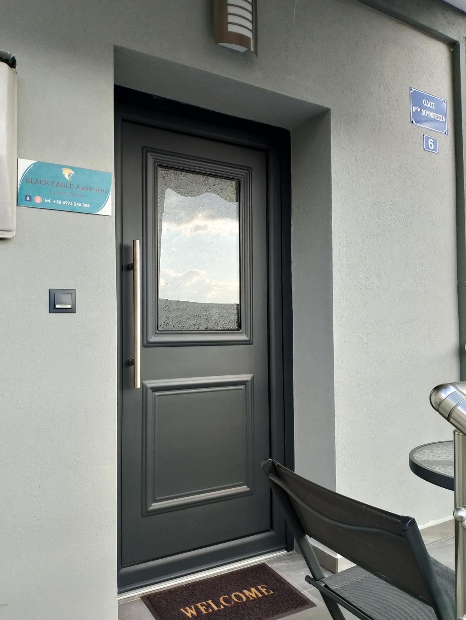 Black Eagle Apartment Dráma Esterno foto